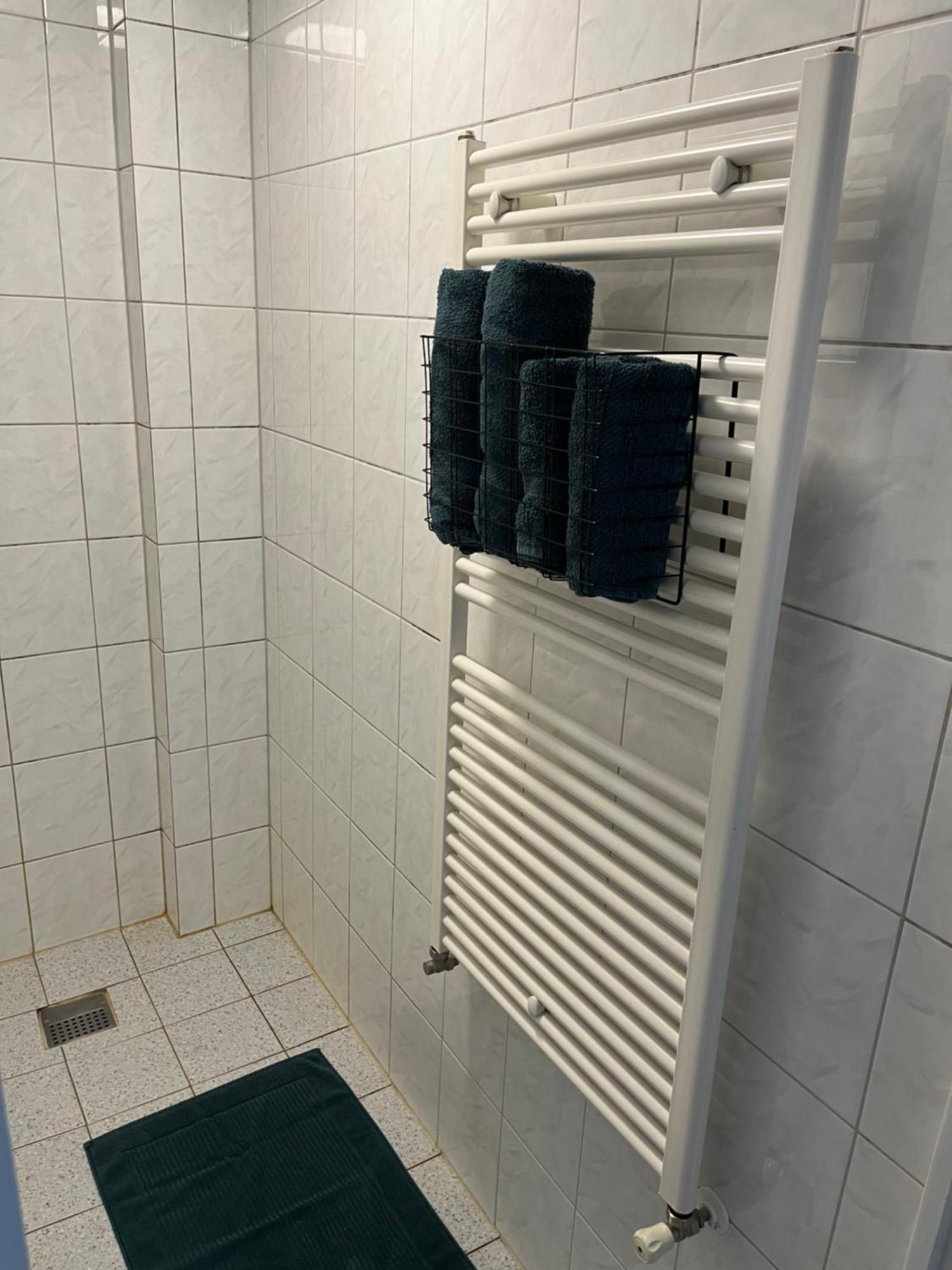Ferienwohnung Slapen Bij Bartje Assen Exterior foto